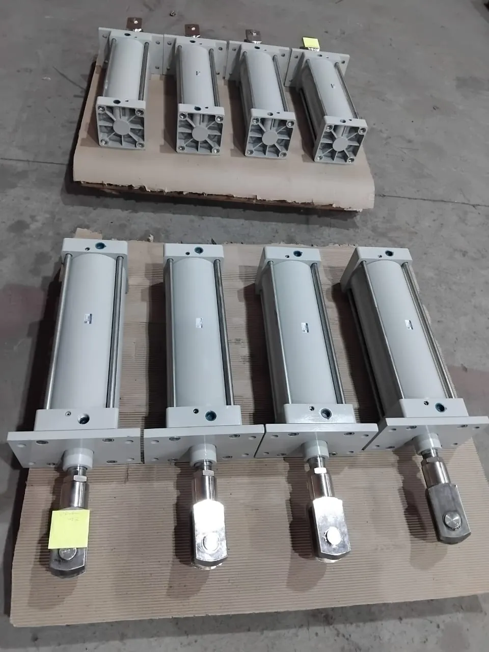 Cilindro Pneumático de Dupla Ação - Ø160 x 400mm de Curso - Unidade