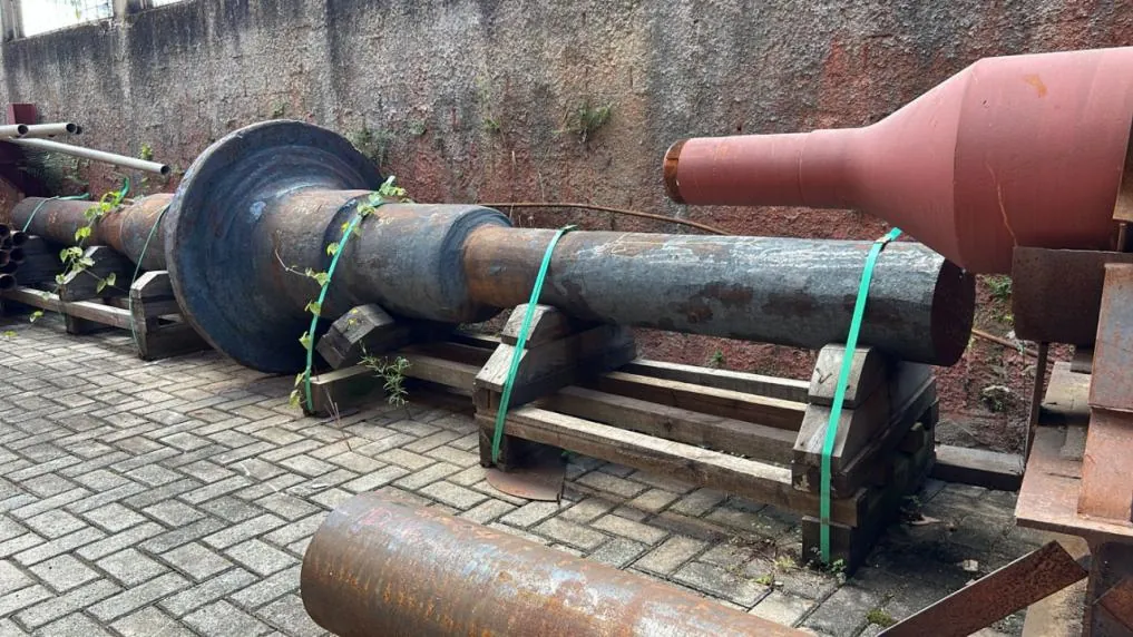 Eixo de Aço Forjado SAE 1045 - Normalizado - Usinagem Pesada – Comprimento 5,5 Metros (4.632 KG)