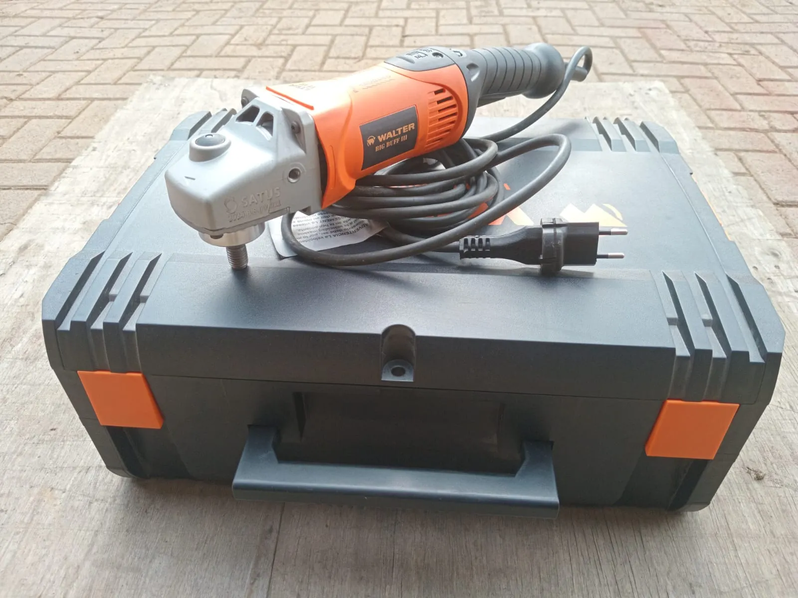 Lixadeira Politriz Big-Buff 3 (Mod 6265C) 220V WALTER 