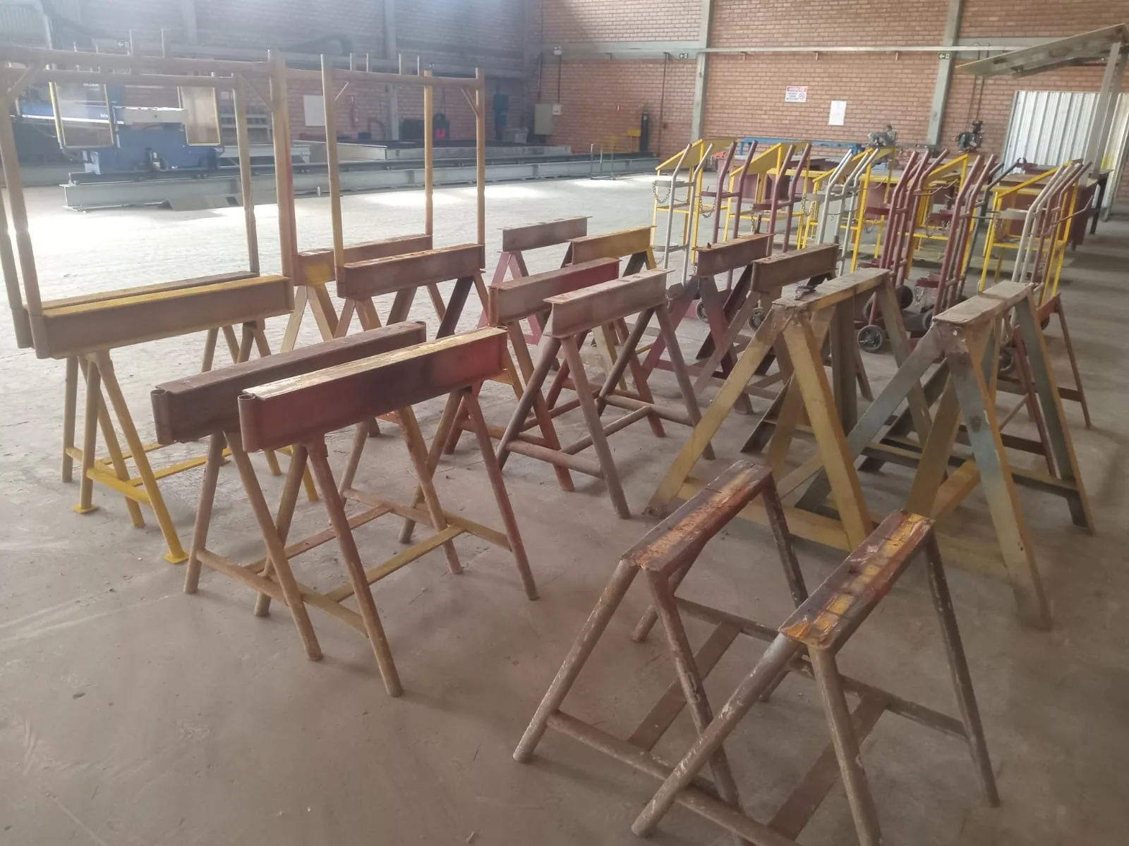 Lote Cavaletes de Ferro Industriais