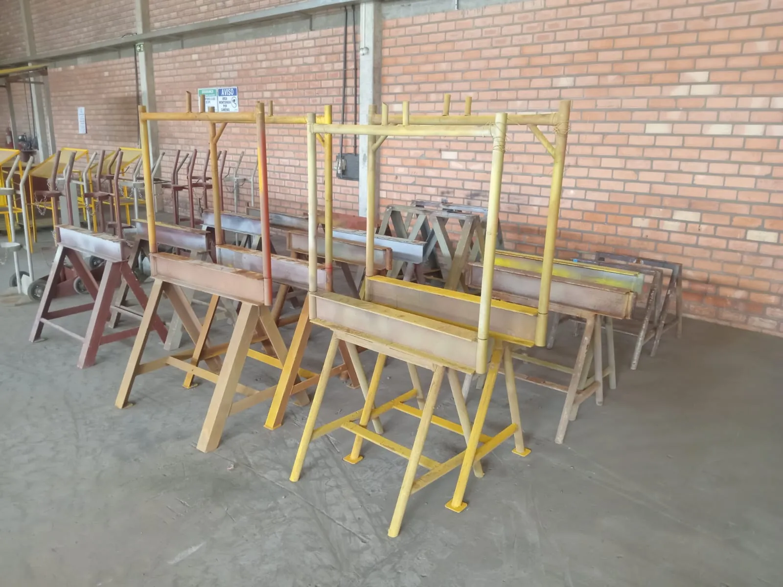 Lote Cavaletes de Ferro Industriais