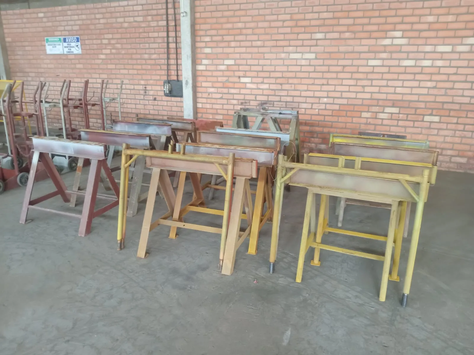 Lote Cavaletes de Ferro Industriais