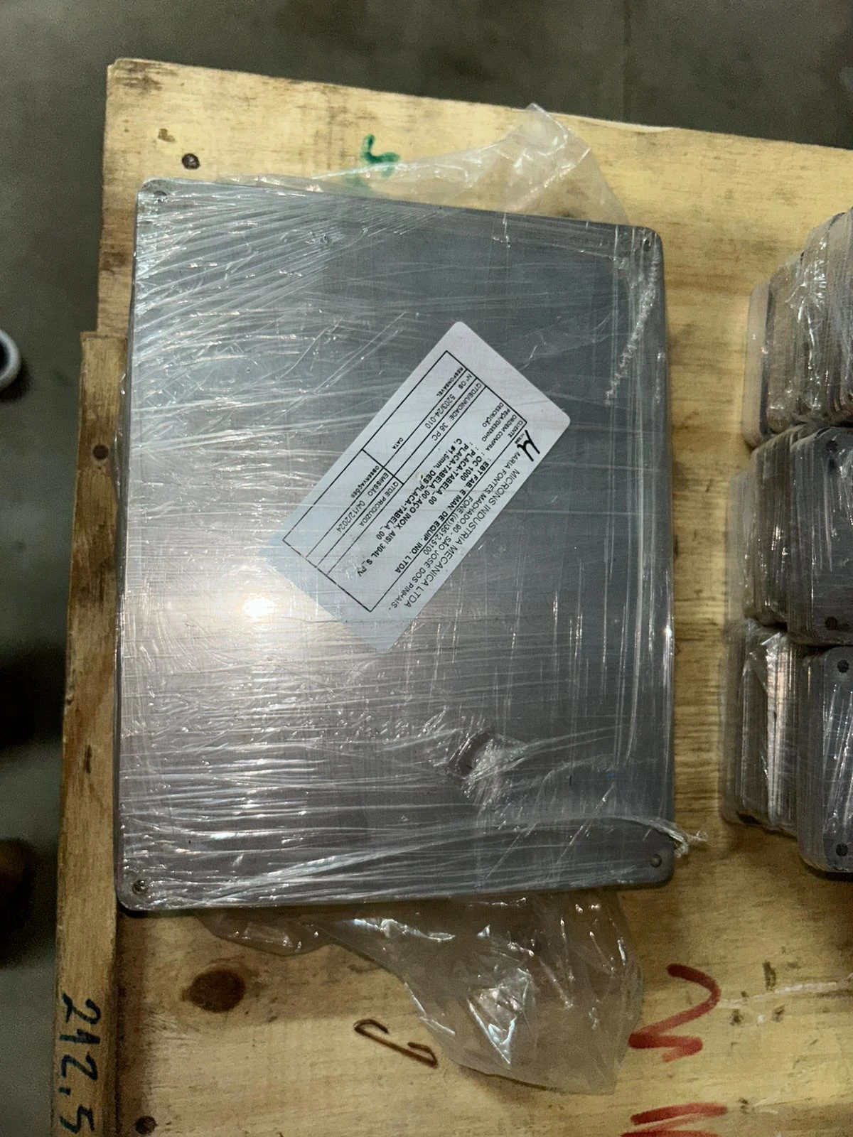 Máquina De Gravação A Laser + 680 Placas Inox