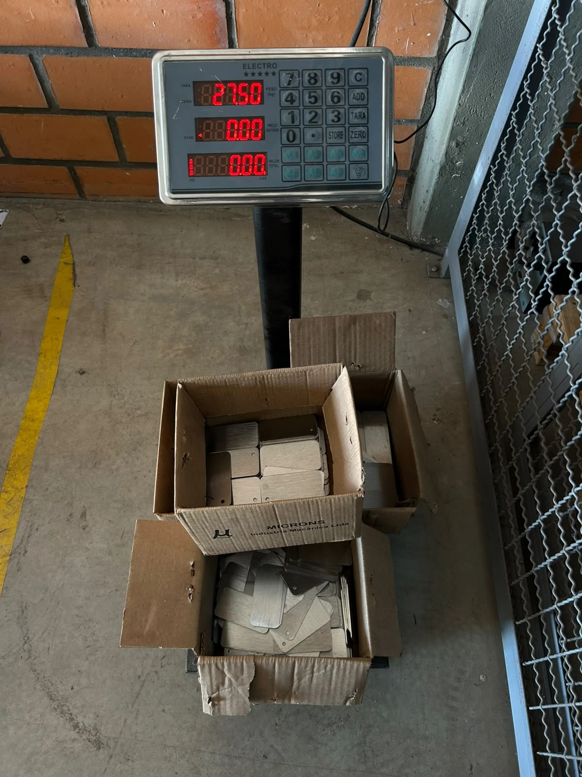 Máquina De Gravação A Laser + 680 Placas Inox