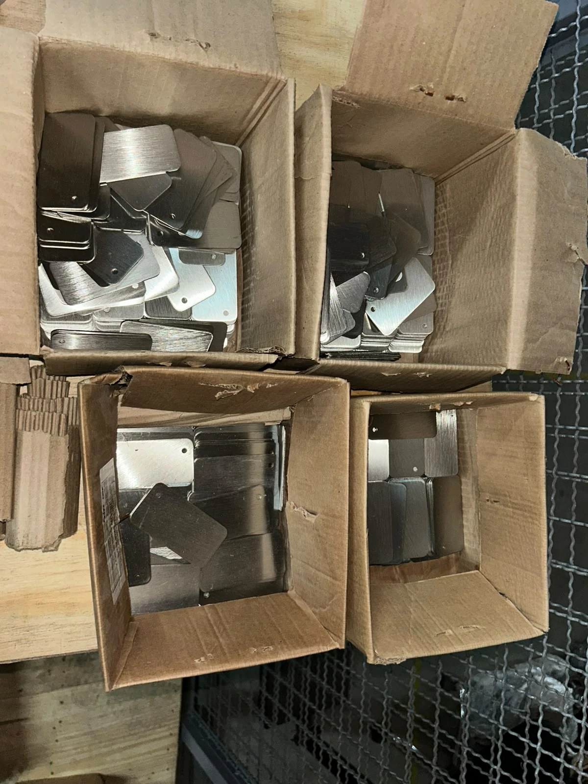 Máquina De Gravação A Laser + 680 Placas Inox