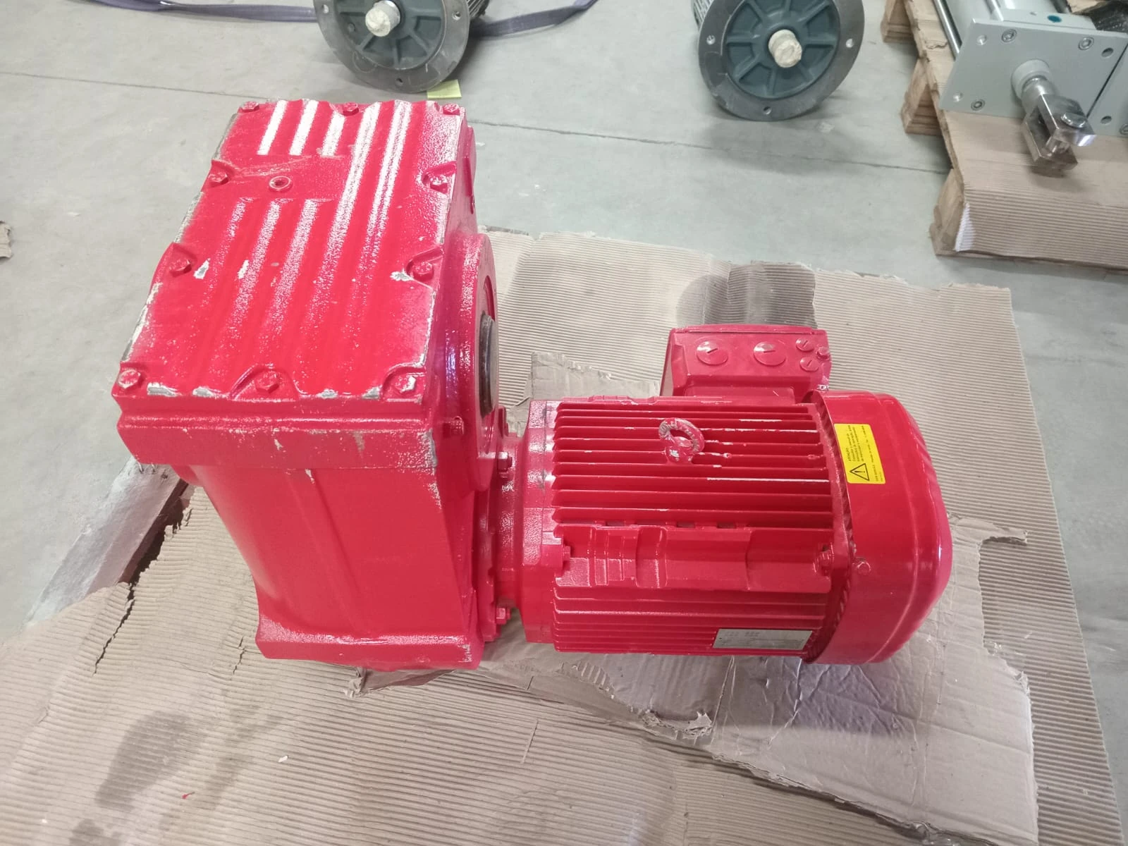 Motoredutor SEW FA87/G DRN132M4