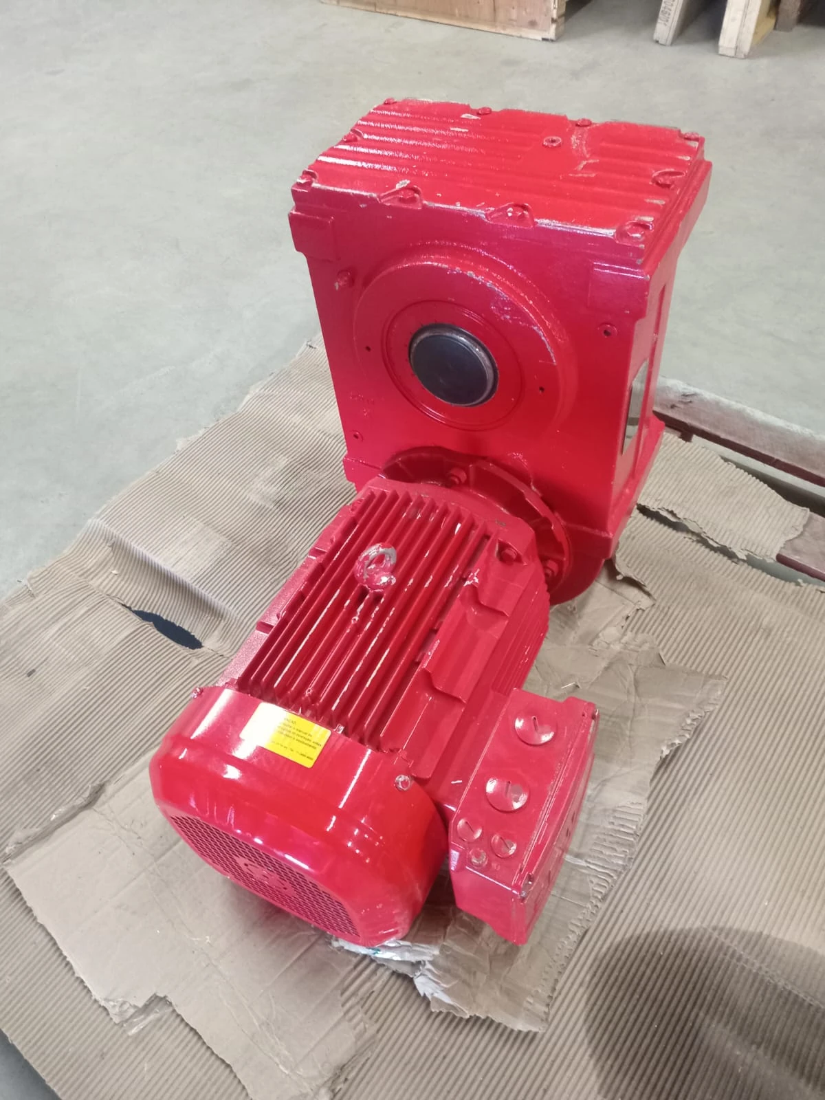 Motoredutor SEW FA87/G DRN132M4