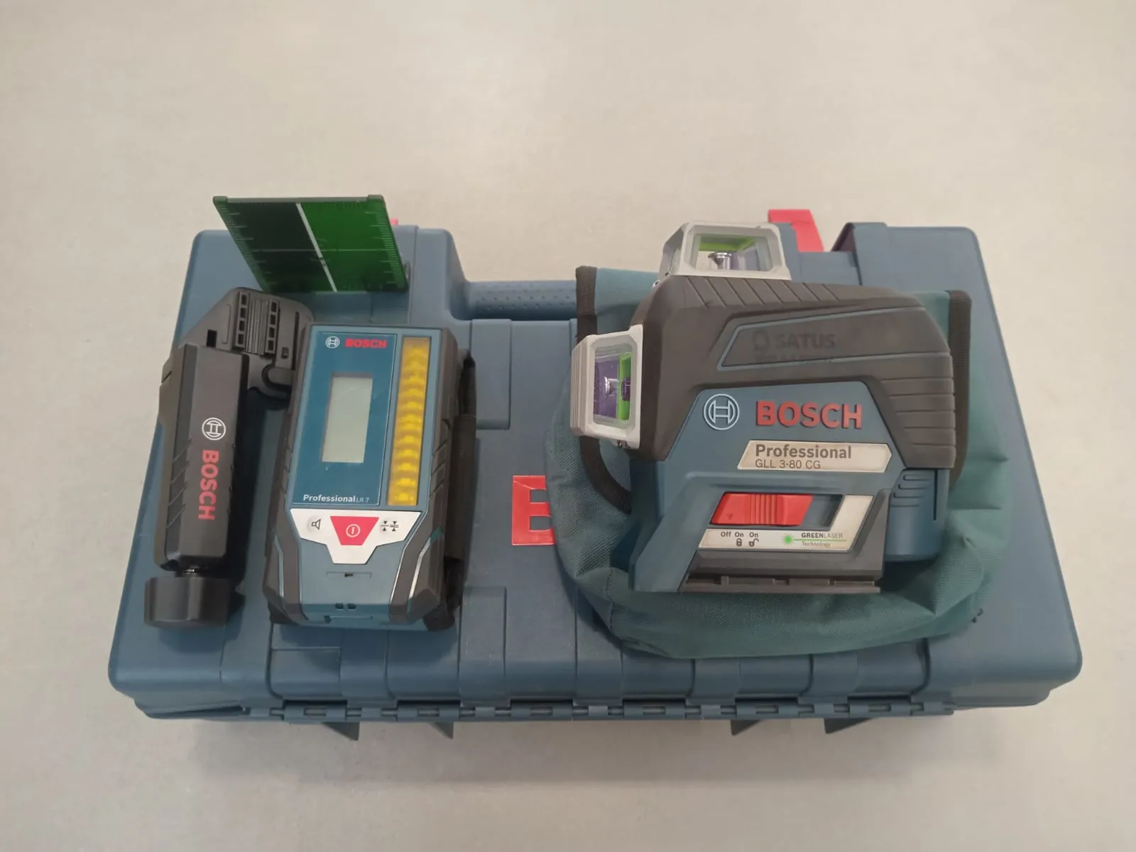 Kit Nível a Laser Bosch GLL 3-80 CG Professional